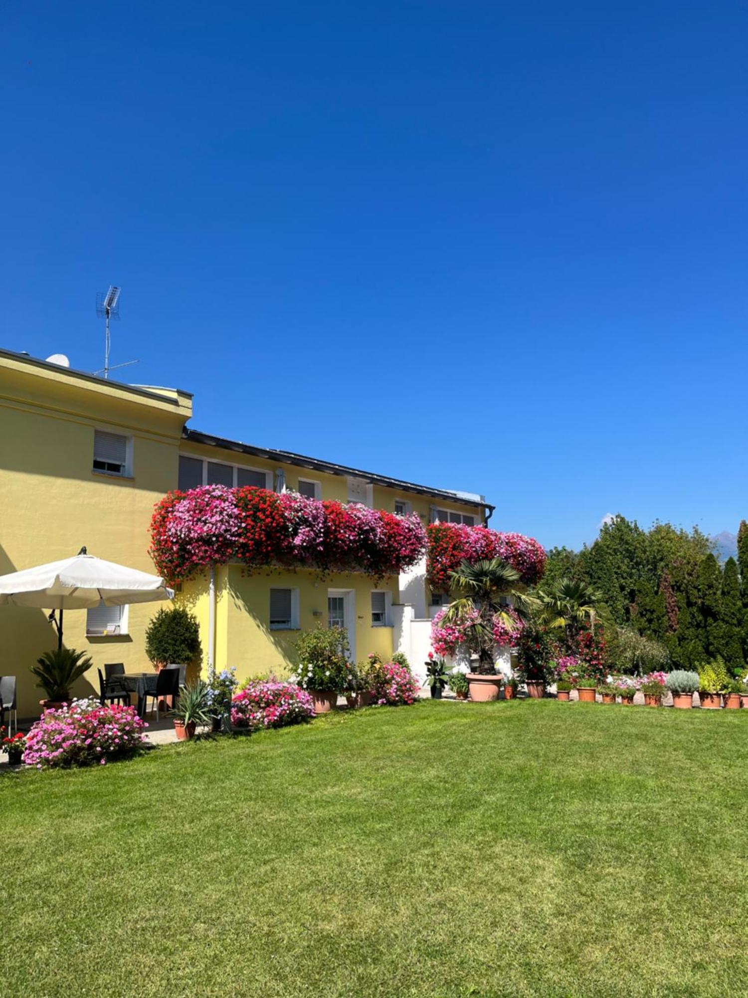Gartenhof Μπρεσανόνε Εξωτερικό φωτογραφία