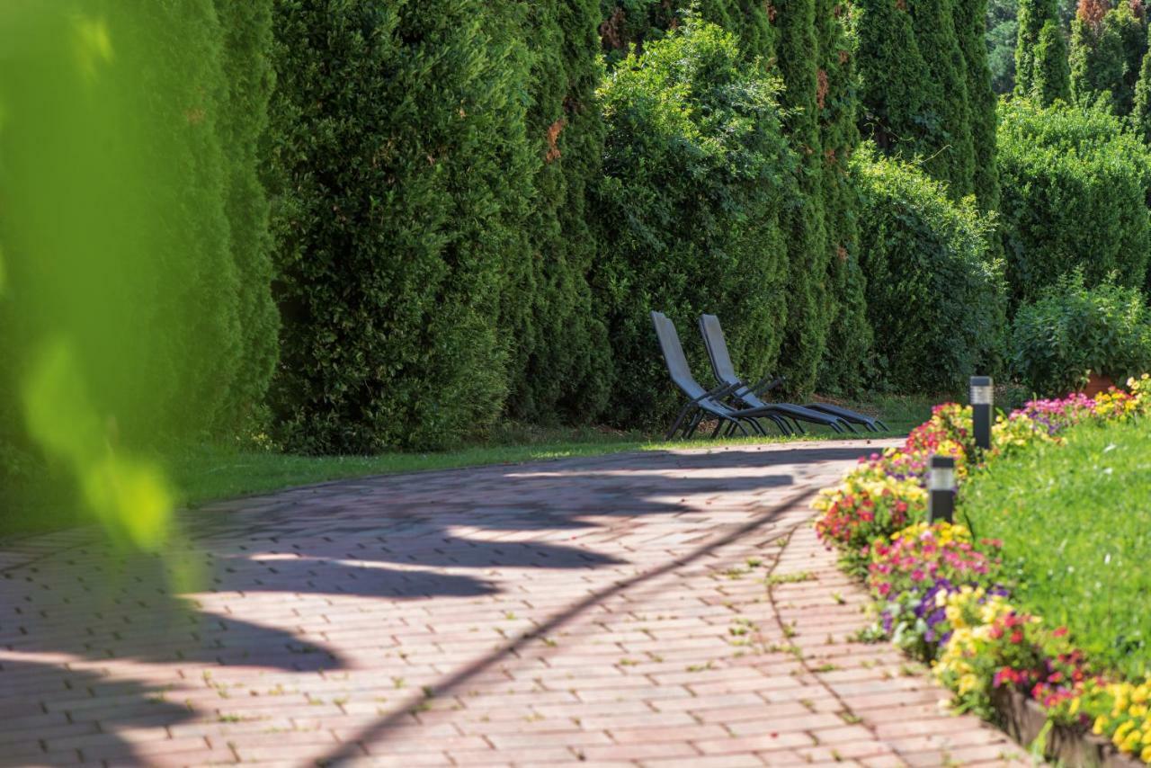 Gartenhof Μπρεσανόνε Εξωτερικό φωτογραφία